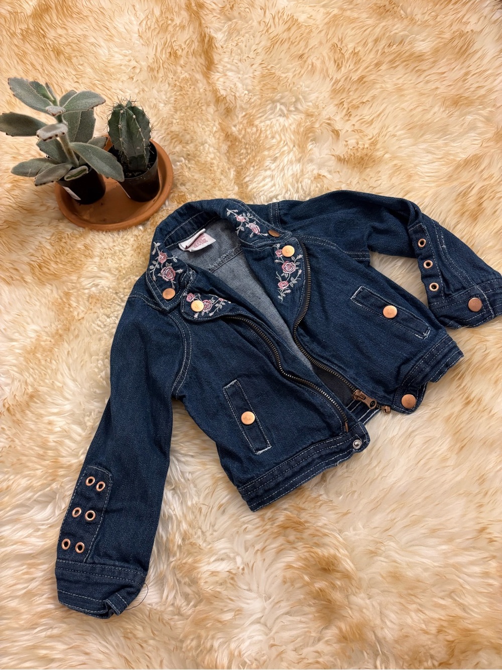 2T Girls' Dark Blue Denim Jacket with Embroidered Collar - [Brand]